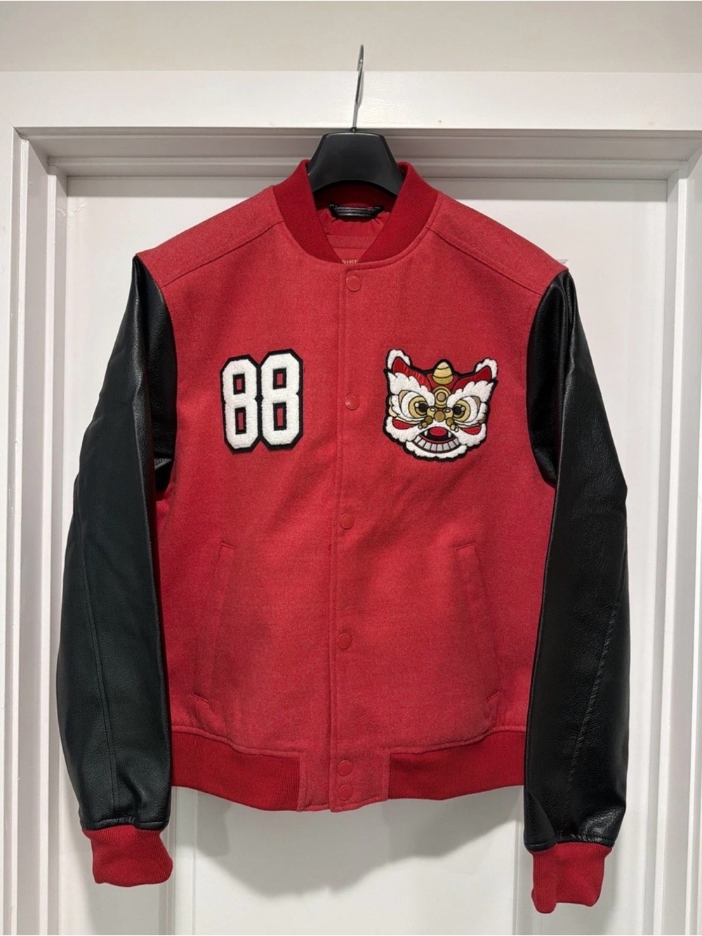 Hollister Lunar New Year Red Dragon Good Luck Bomber Jacket Size M NWOT